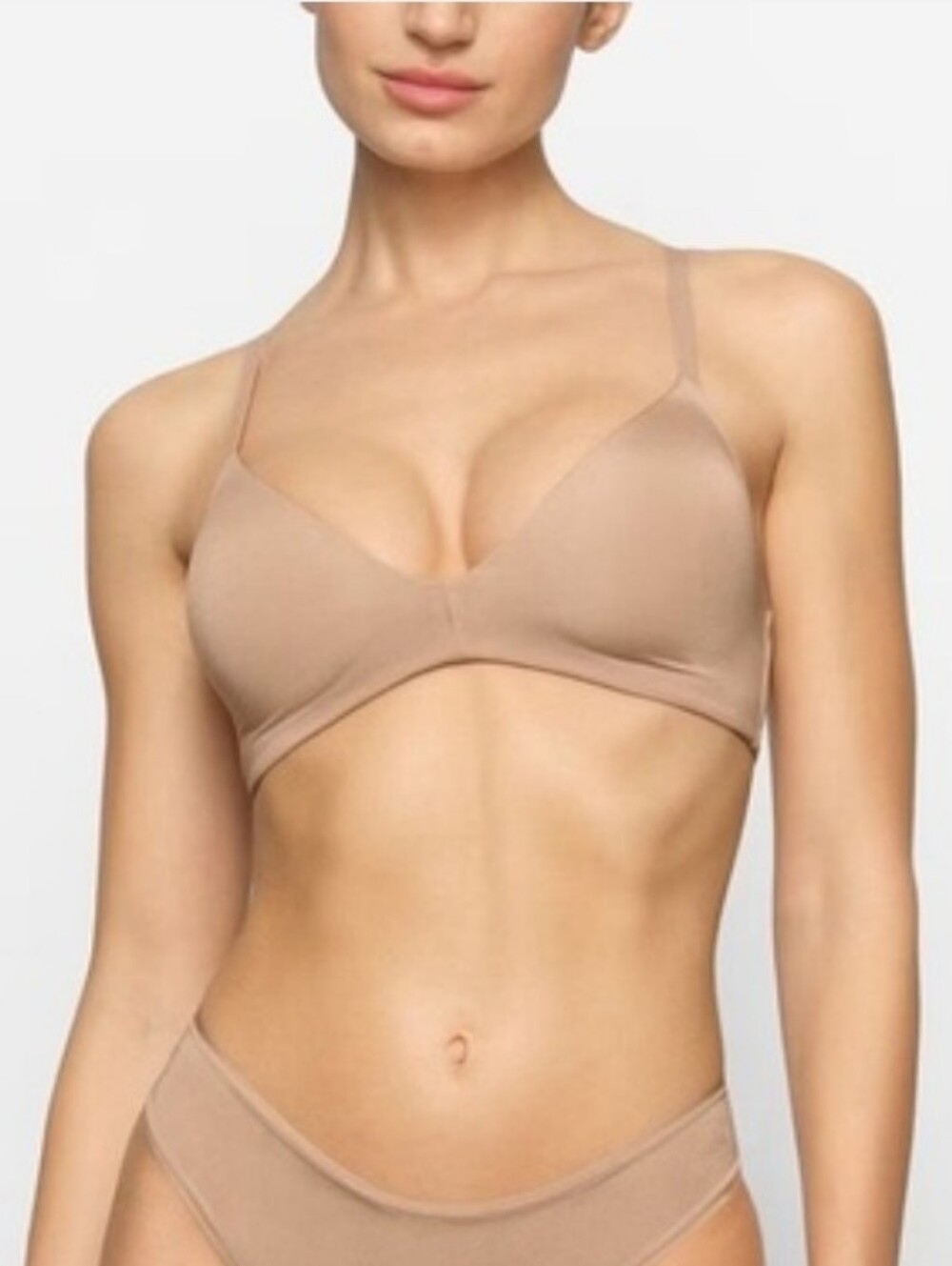 SKIMS Wireless Form T-Shirt Bra